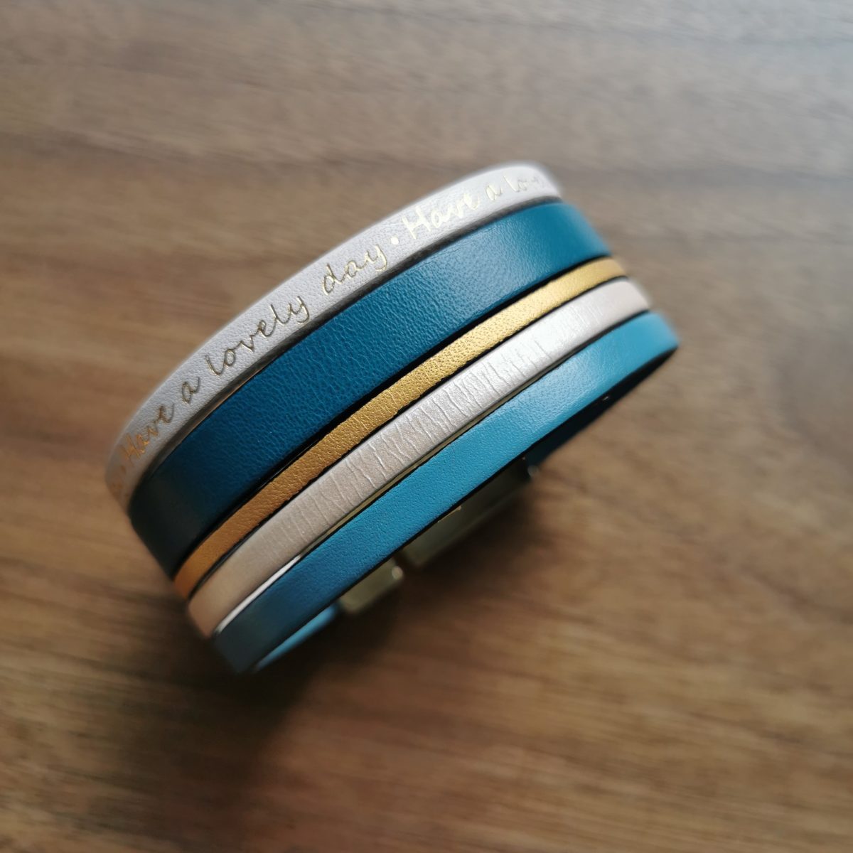 JOA3B-Blanc - Bleu - Doré